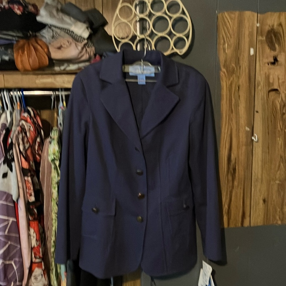 Doncaster sport jacket . I got it for 230, will sell for $185. Mint condition.